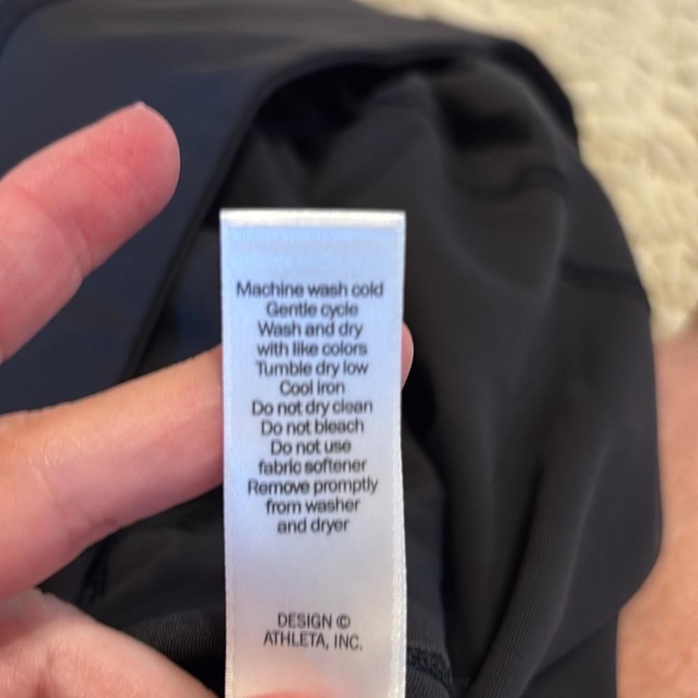 Athleta Stealth Trucool Double Layer Skort in Black, Built-In Shorts, Size XL - Picture 12 of 12